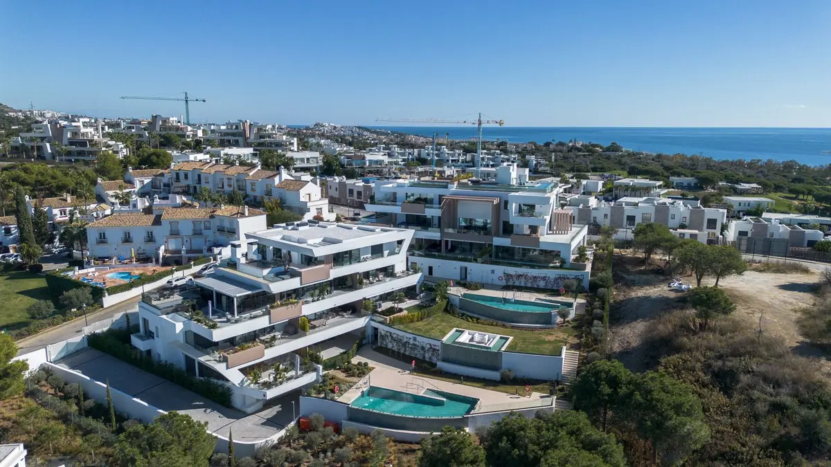 Middle Floor Apartment in Marbella