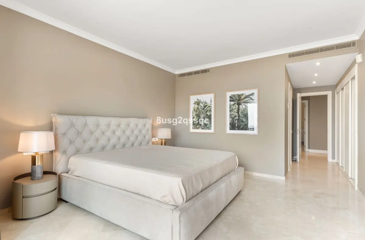 Middle Floor Apartment in Costalita