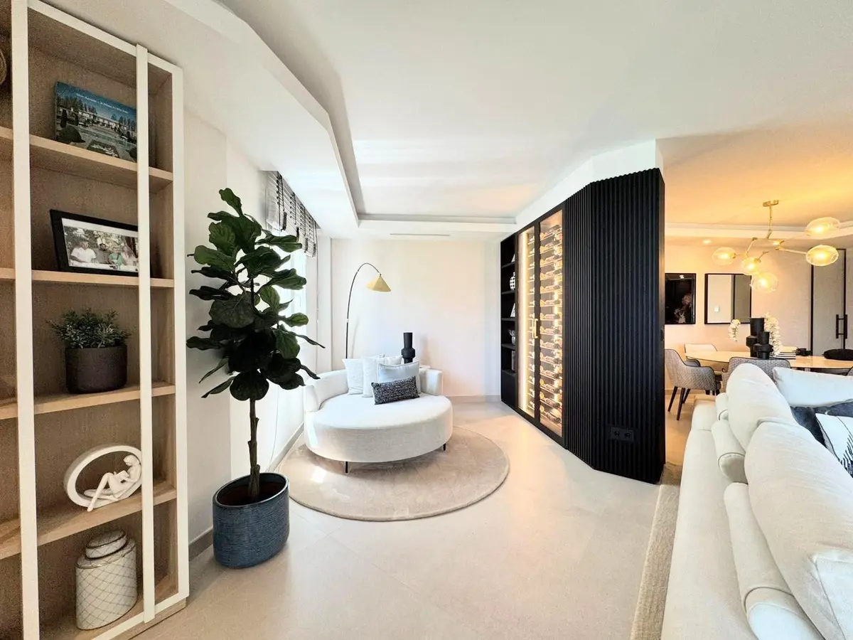 Middle Floor Apartment in Puerto Banús