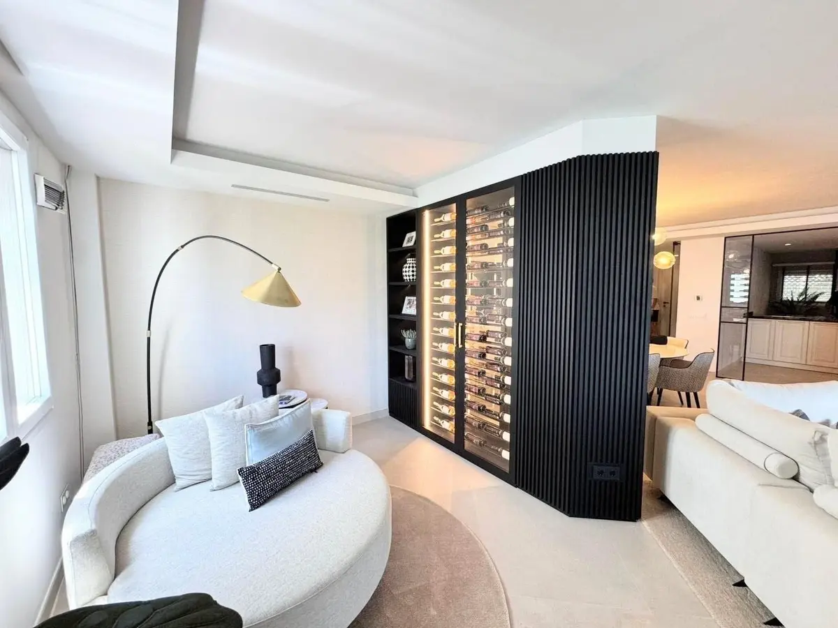 Middle Floor Apartment in Puerto Banús