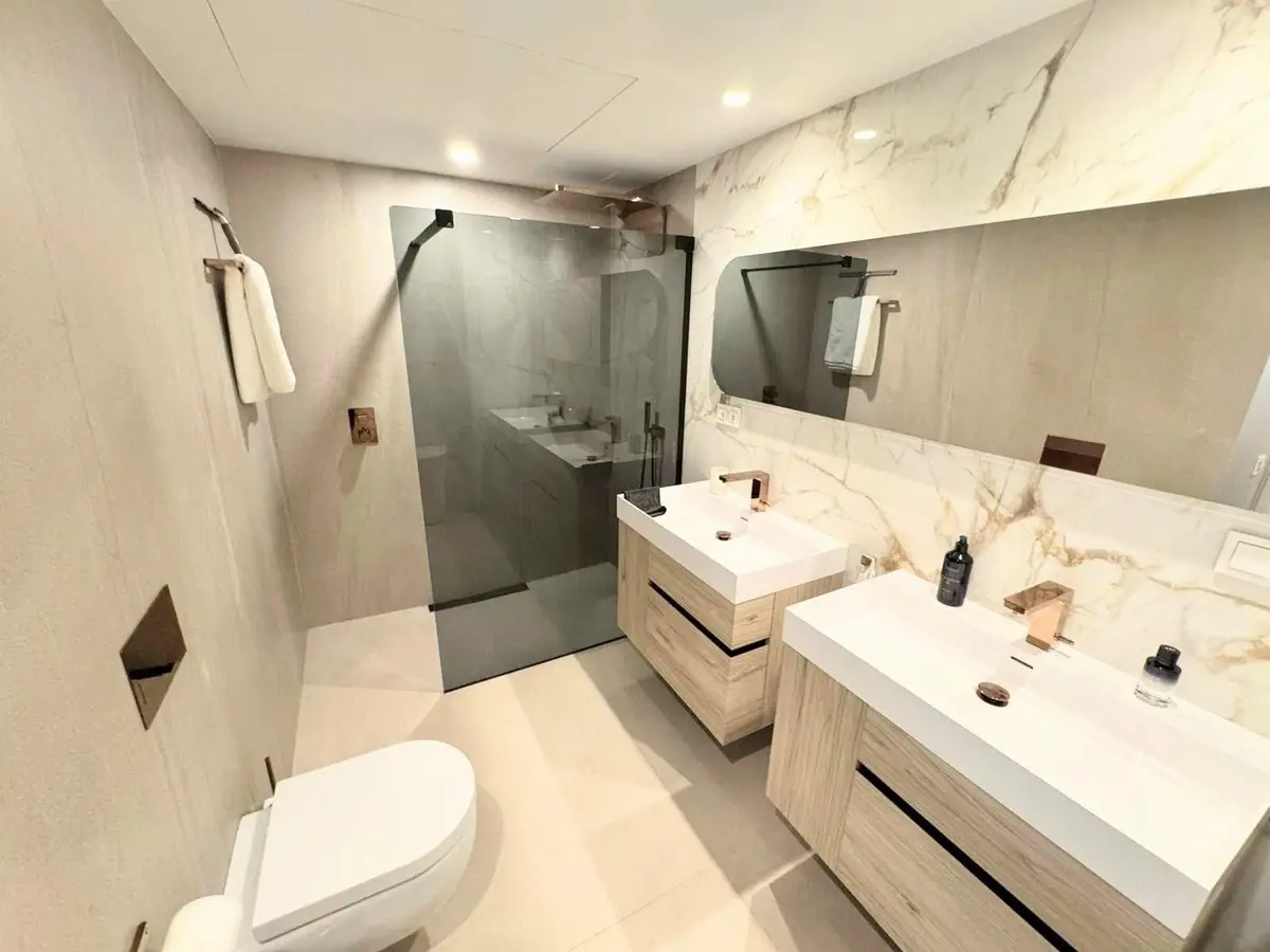Middle Floor Apartment in Puerto Banús