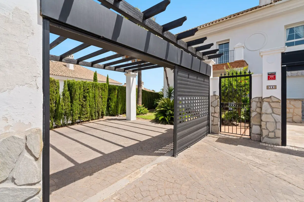 Detached Villa in Marbella