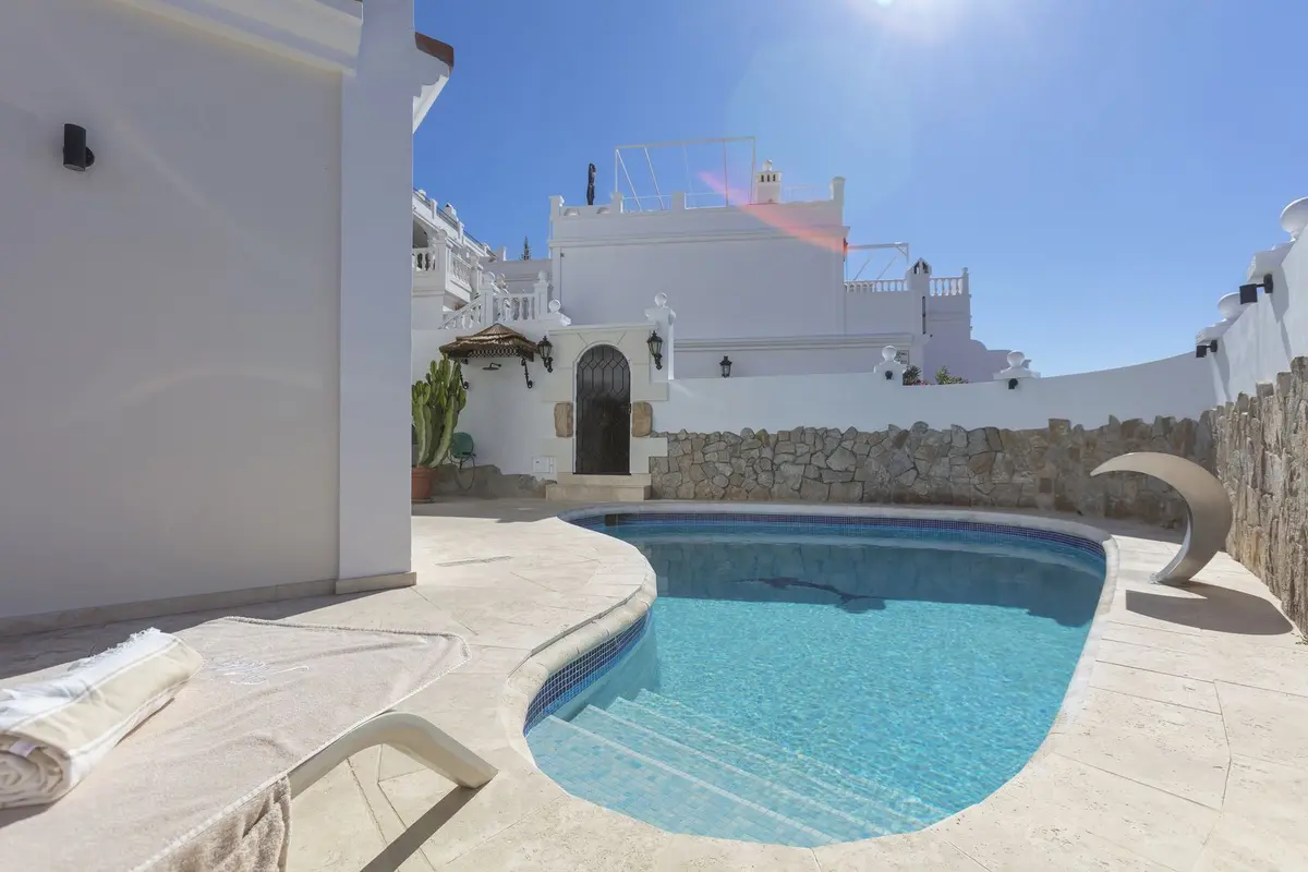 Semi-Detached House in Nueva Andalucía