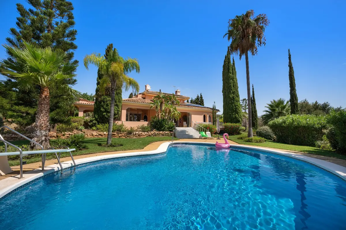 Detached Villa in Elviria
