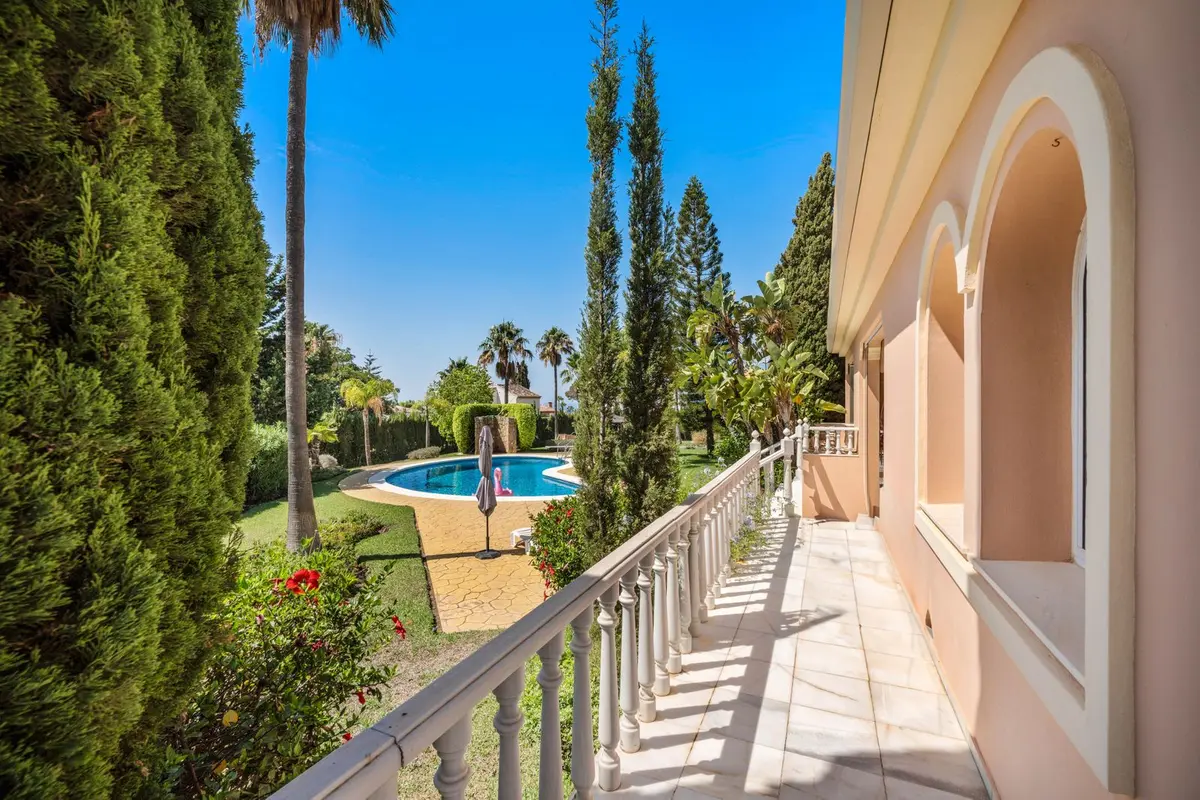 Detached Villa in Elviria