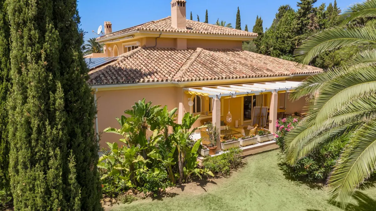 Detached Villa in Elviria