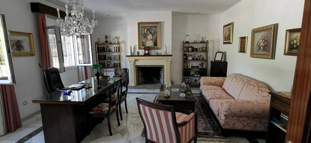 Detached Villa in Estepona