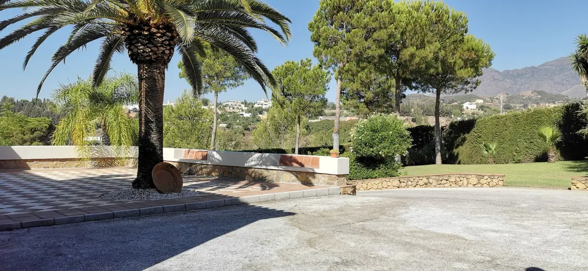 Detached Villa in Estepona