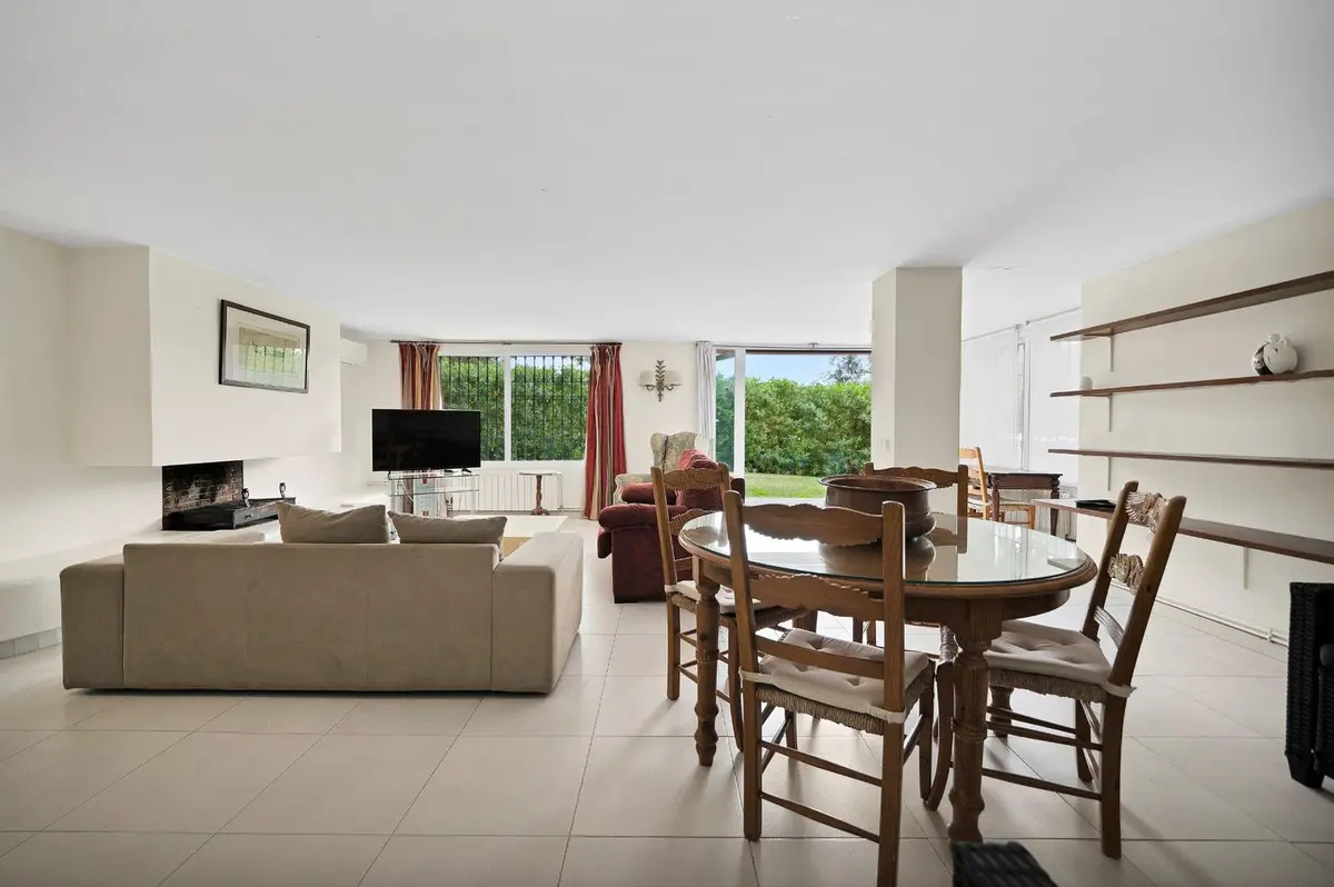 Detached Villa in Elviria