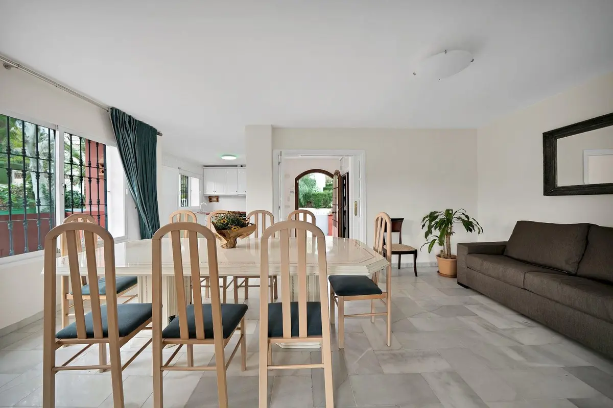 Detached Villa in Elviria