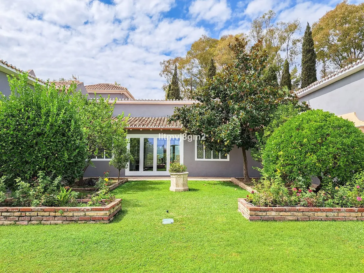 Detached Villa in Benahavís