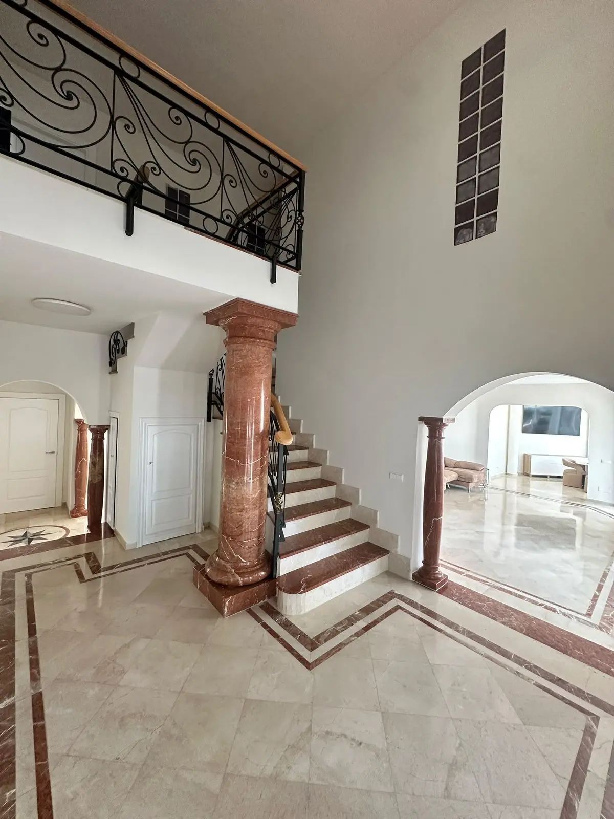 Detached Villa in Estepona