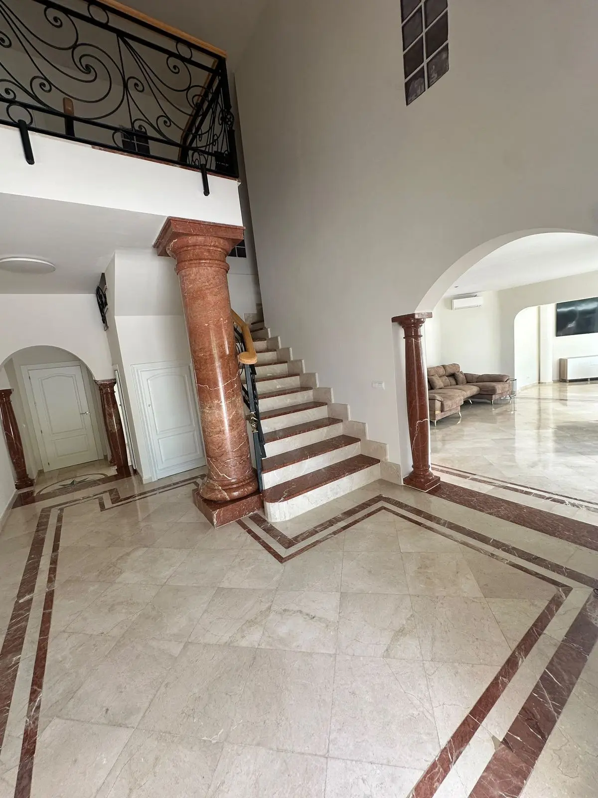 Detached Villa in Estepona