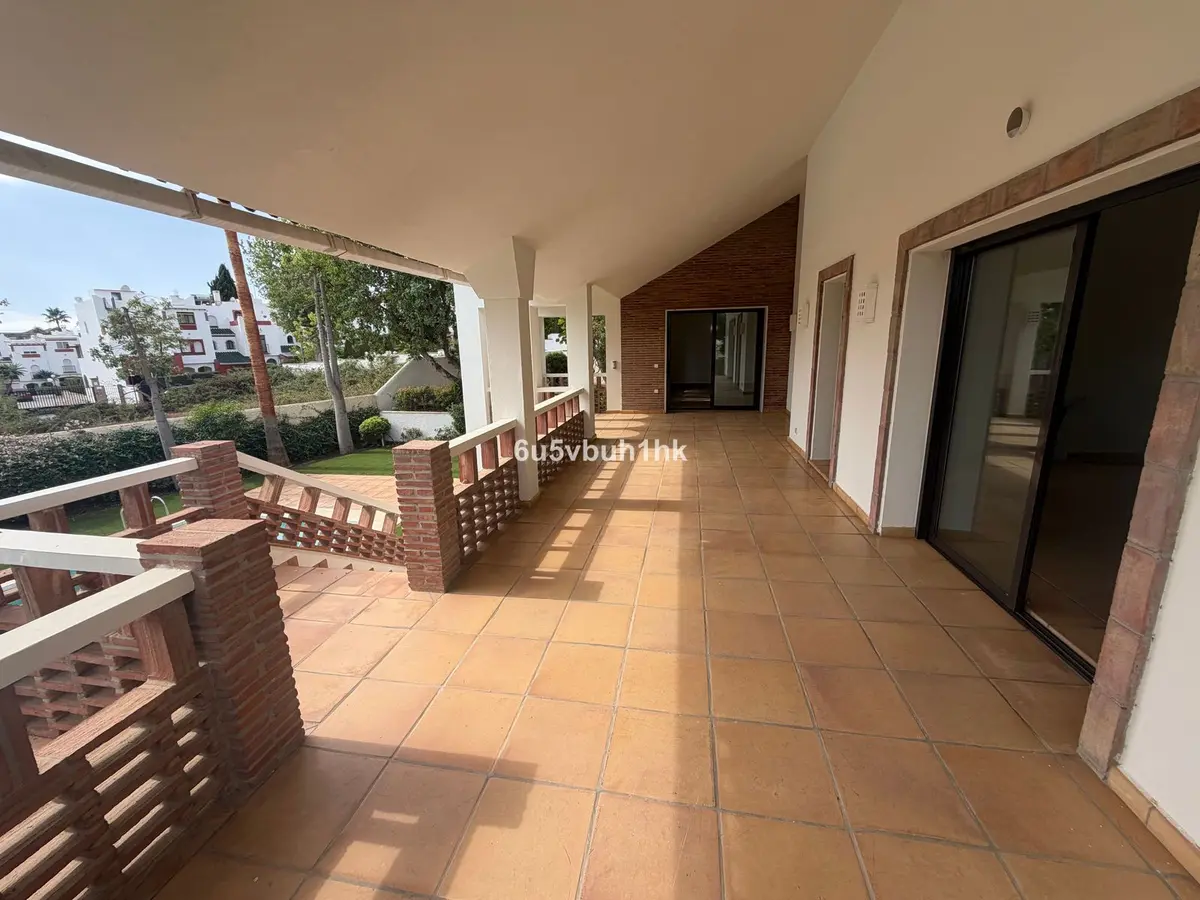 Detached Villa in Estepona