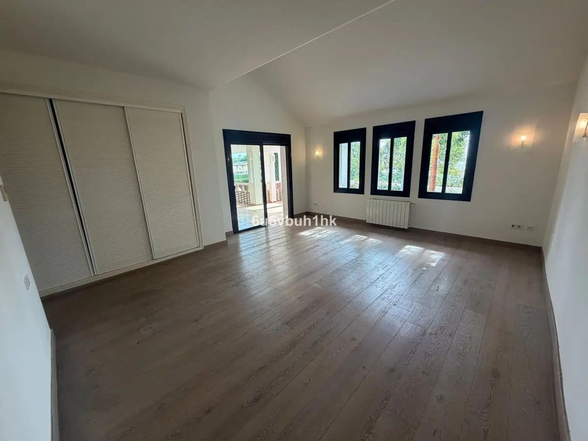 Detached Villa in Estepona