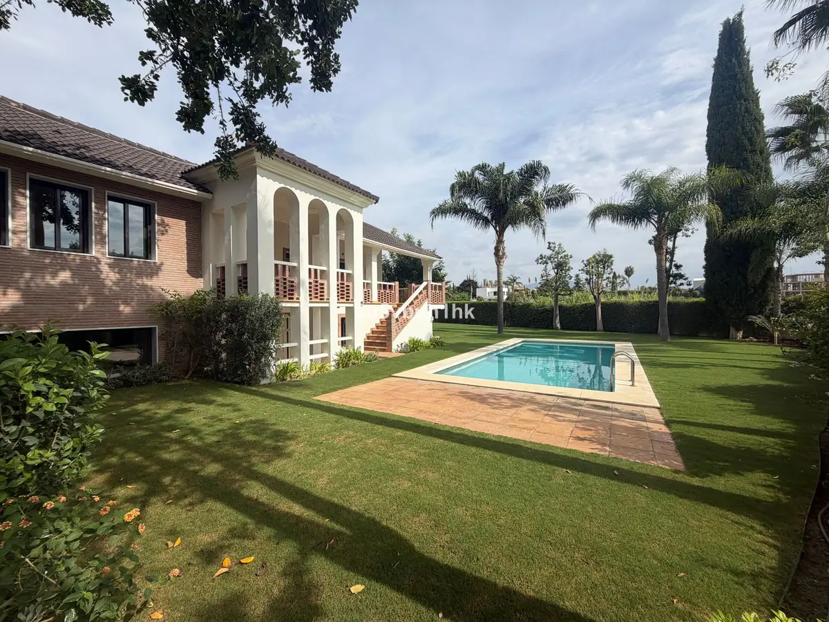 Detached Villa in Estepona