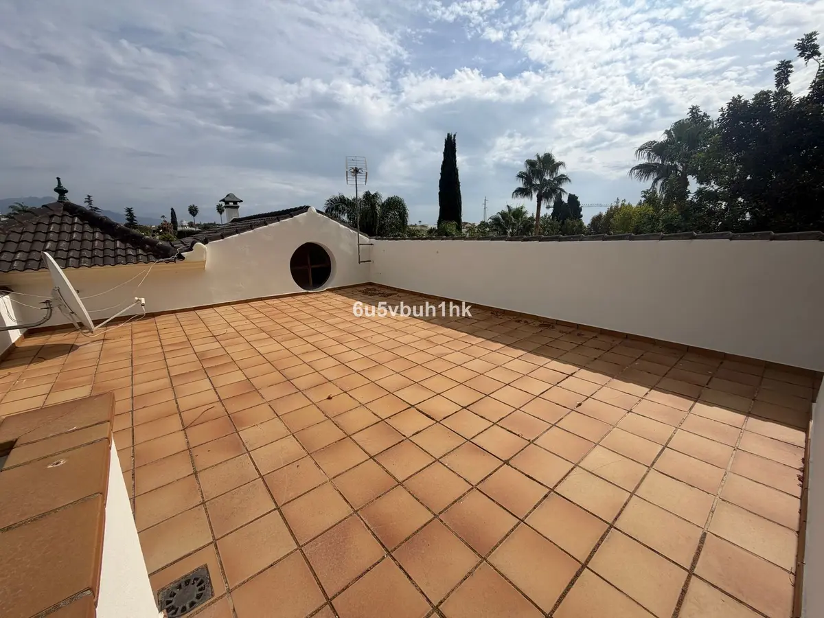 Detached Villa in Estepona