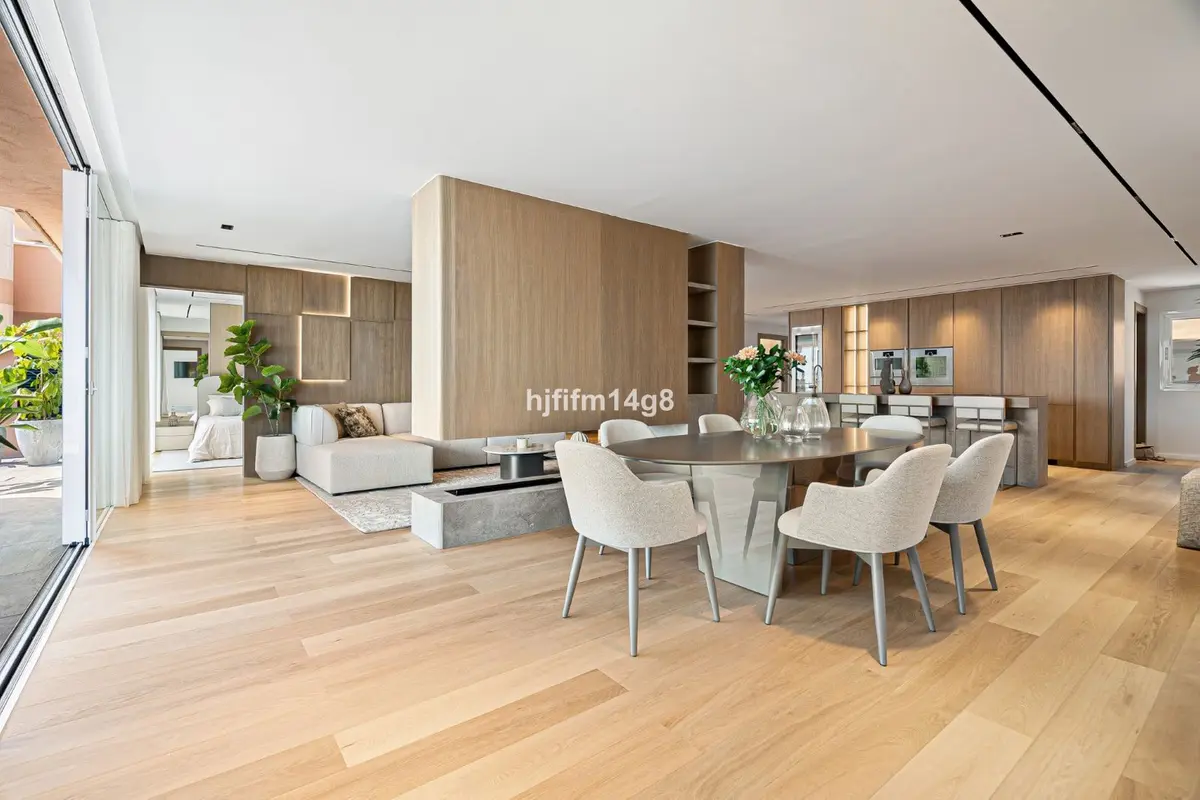 Middle Floor Apartment in Nueva Andalucía