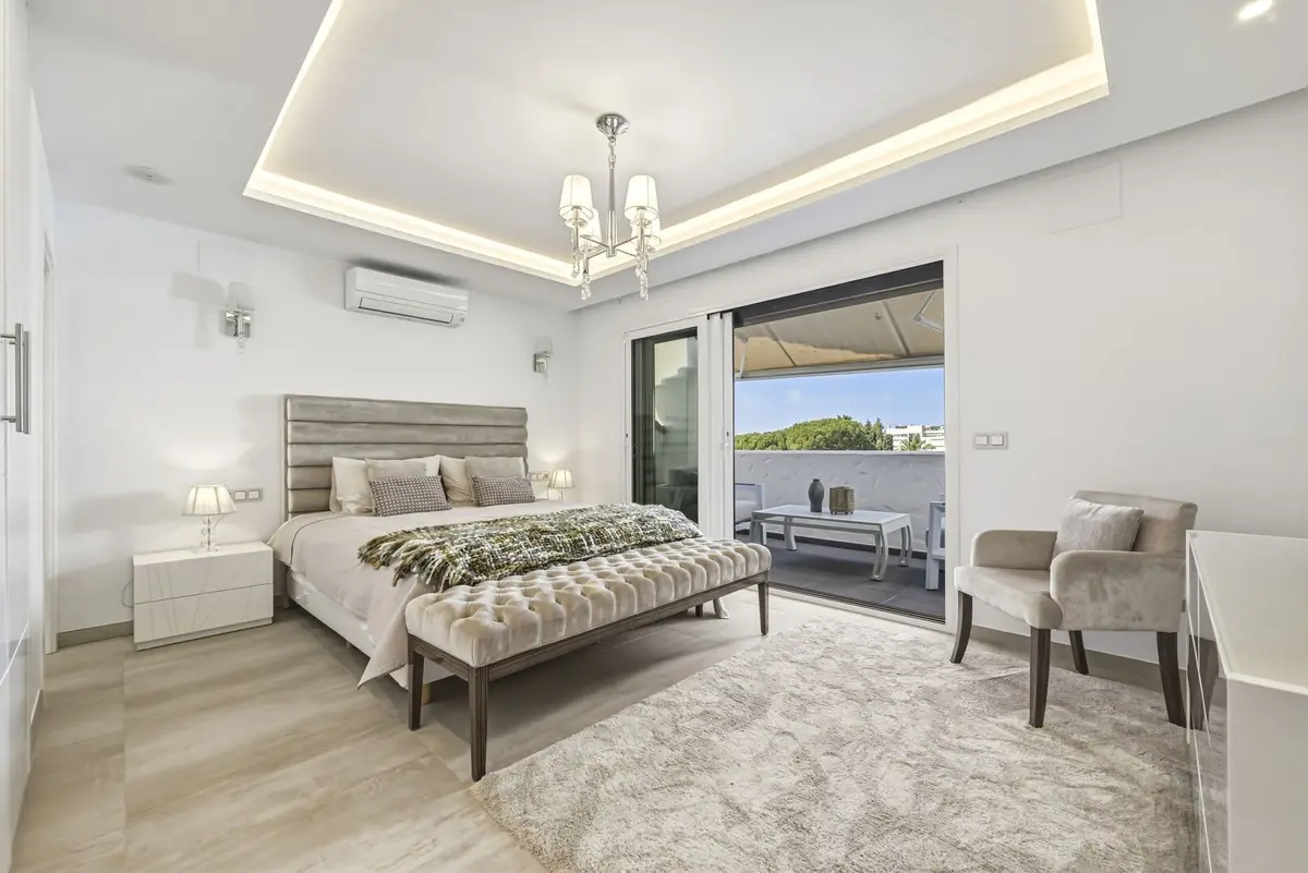 Penthouse Duplex in Puerto Banús