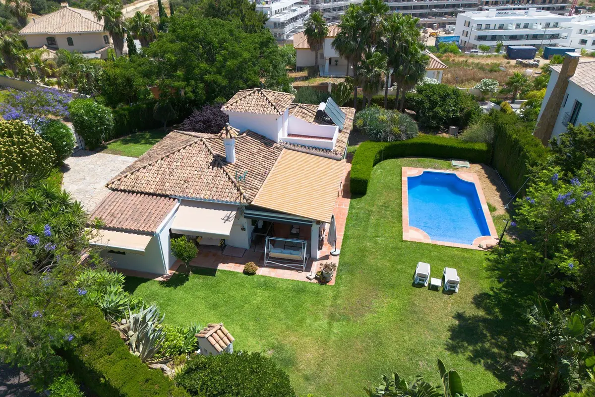 Detached Villa in Estepona