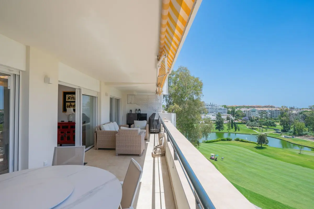 Penthouse Duplex in Guadalmina Alta