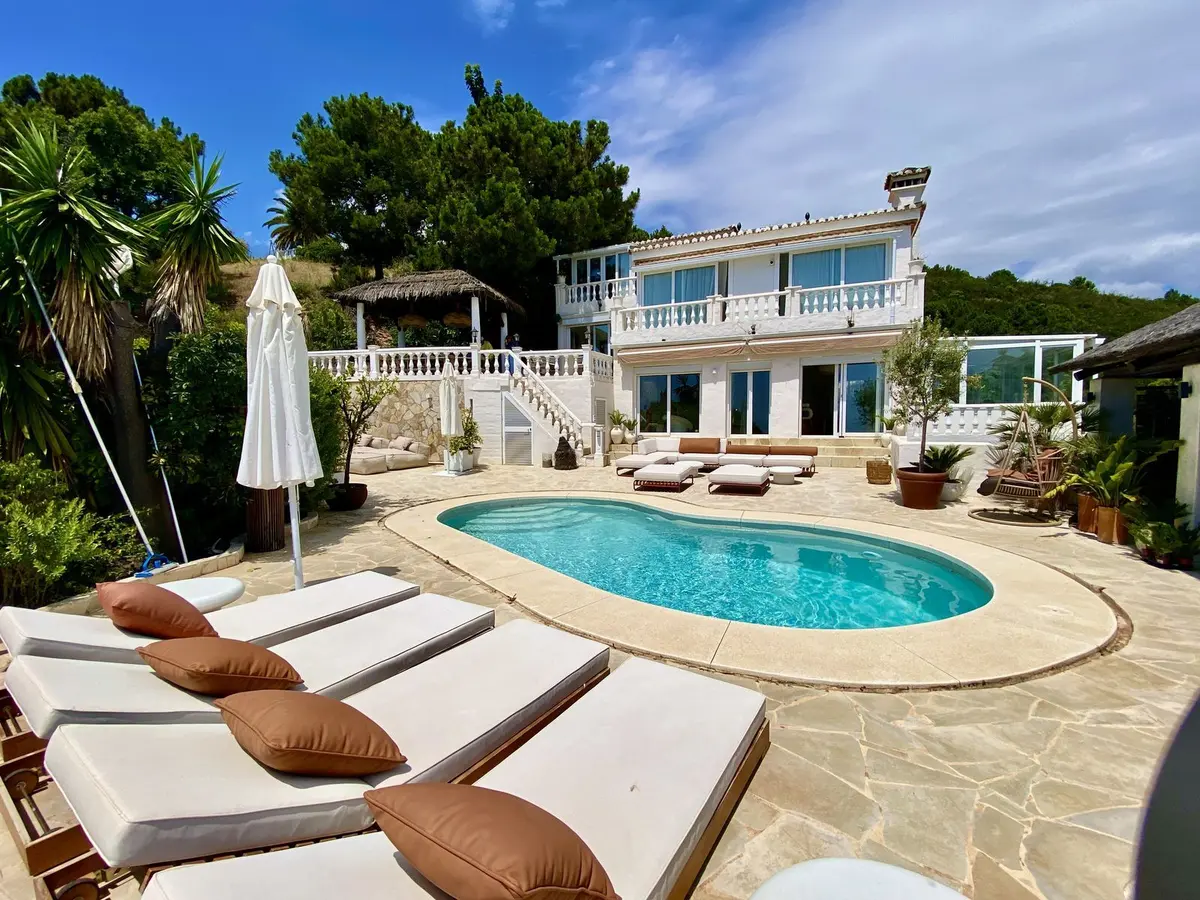 Detached Villa in El Padron