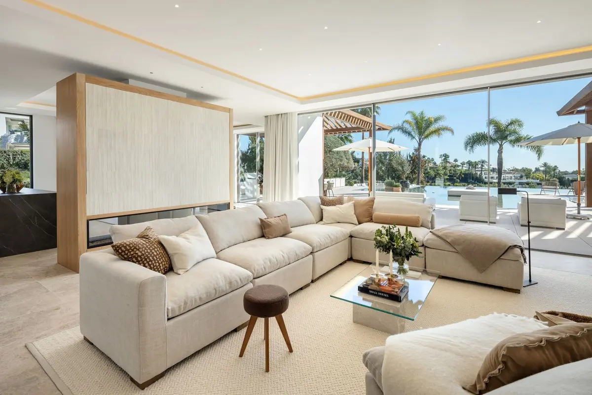Detached Villa in Nueva Andalucía