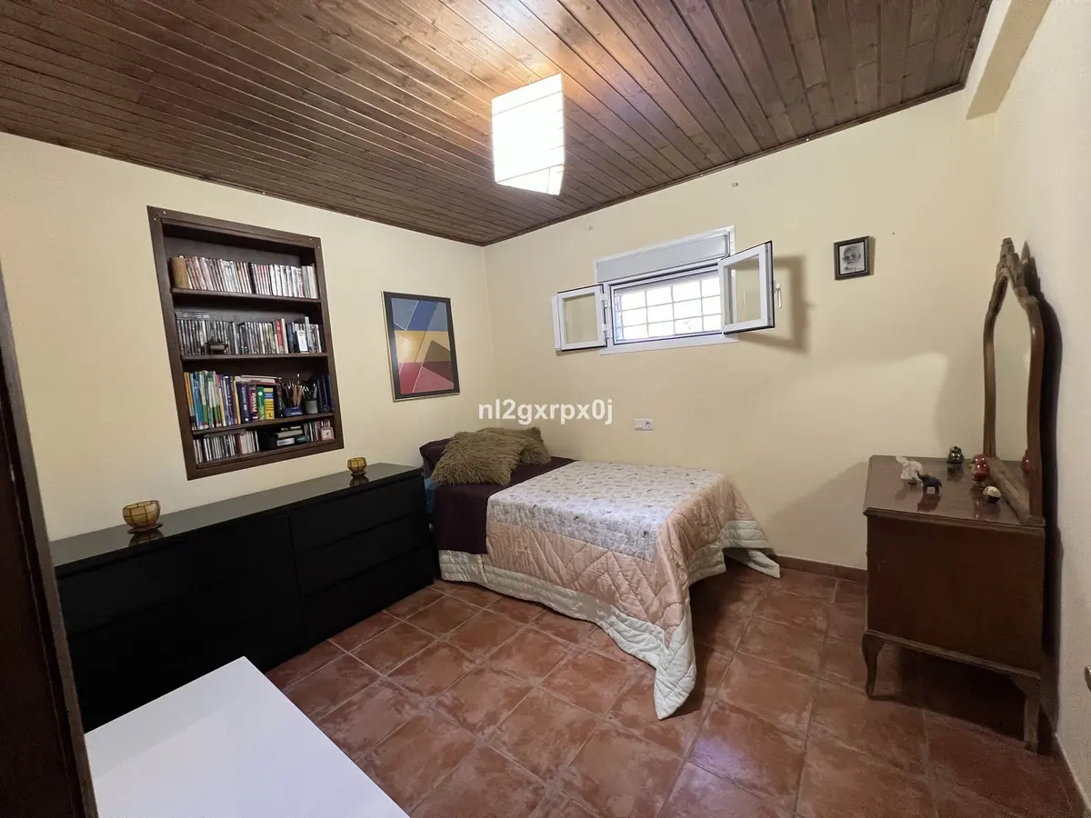 Detached Villa in Marbella