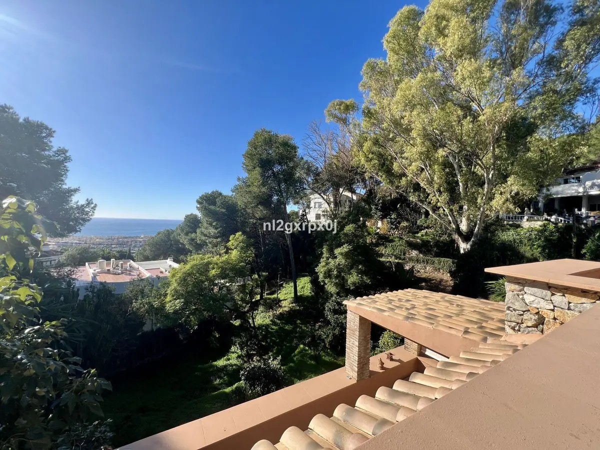 Detached Villa in Marbella