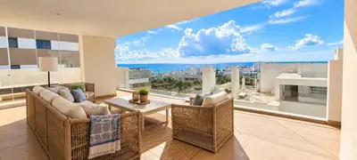 South-Facing Beachside Apartment in Las Mesas, Estepona
