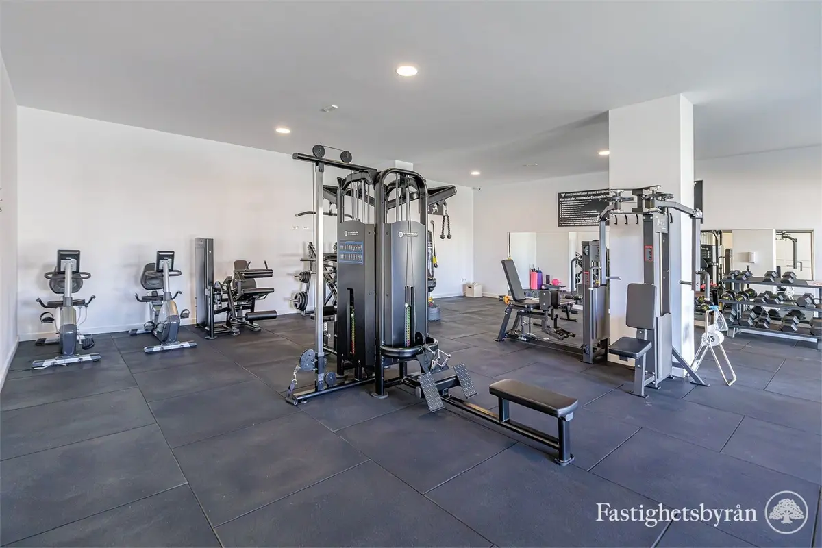 Middle Floor Apartment in Estepona