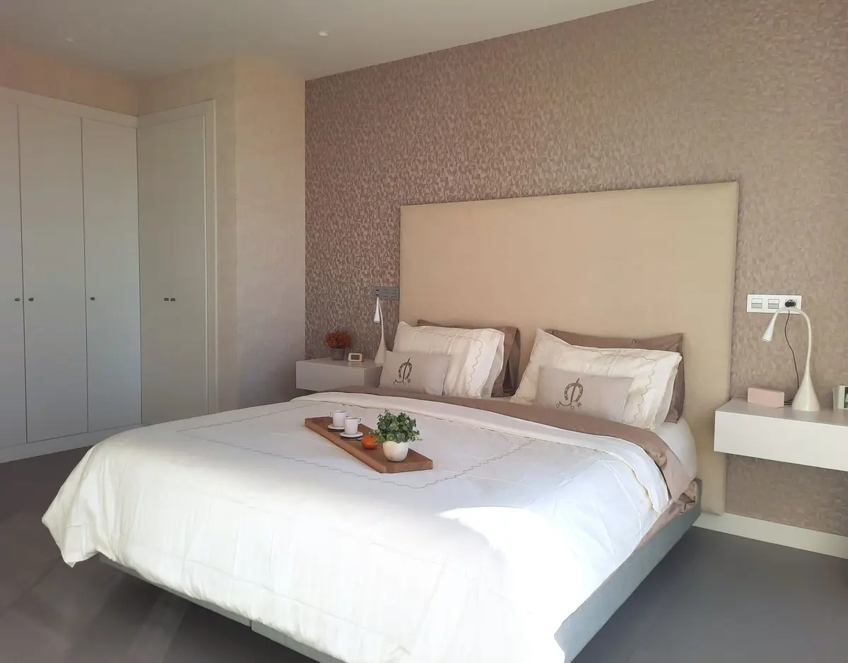 Middle Floor Apartment in Estepona