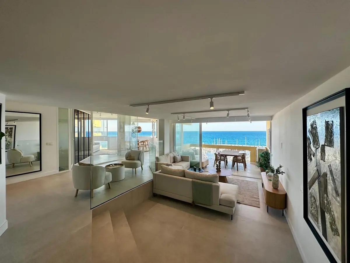 Middle Floor Apartment in Marbella