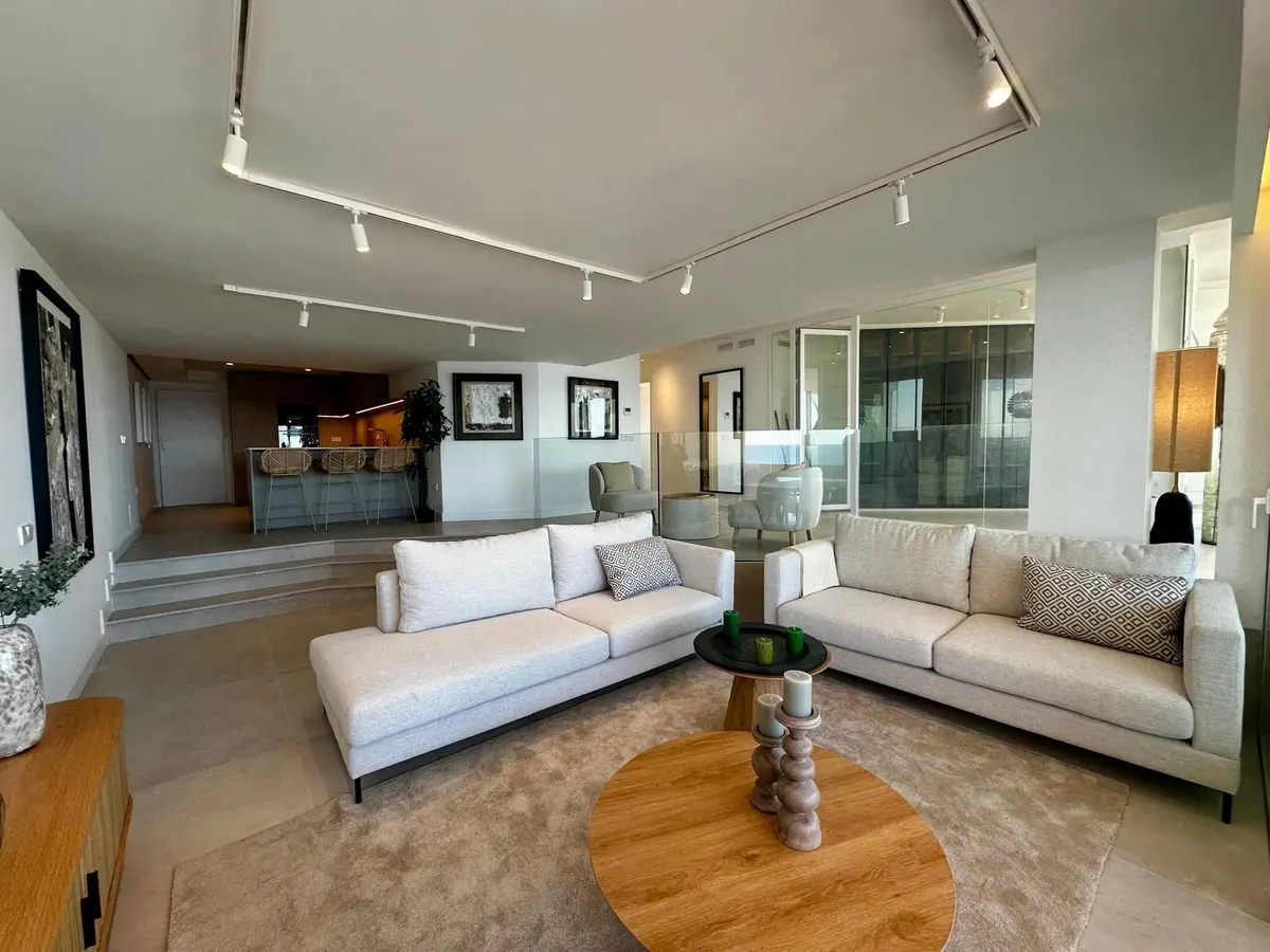 Middle Floor Apartment in Marbella