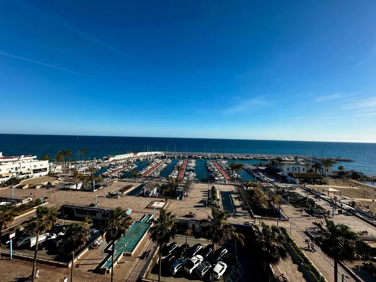 Middle Floor Apartment in Marbella