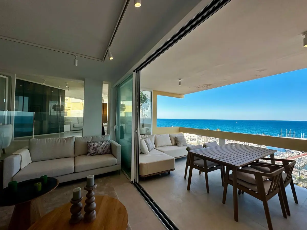Middle Floor Apartment in Marbella