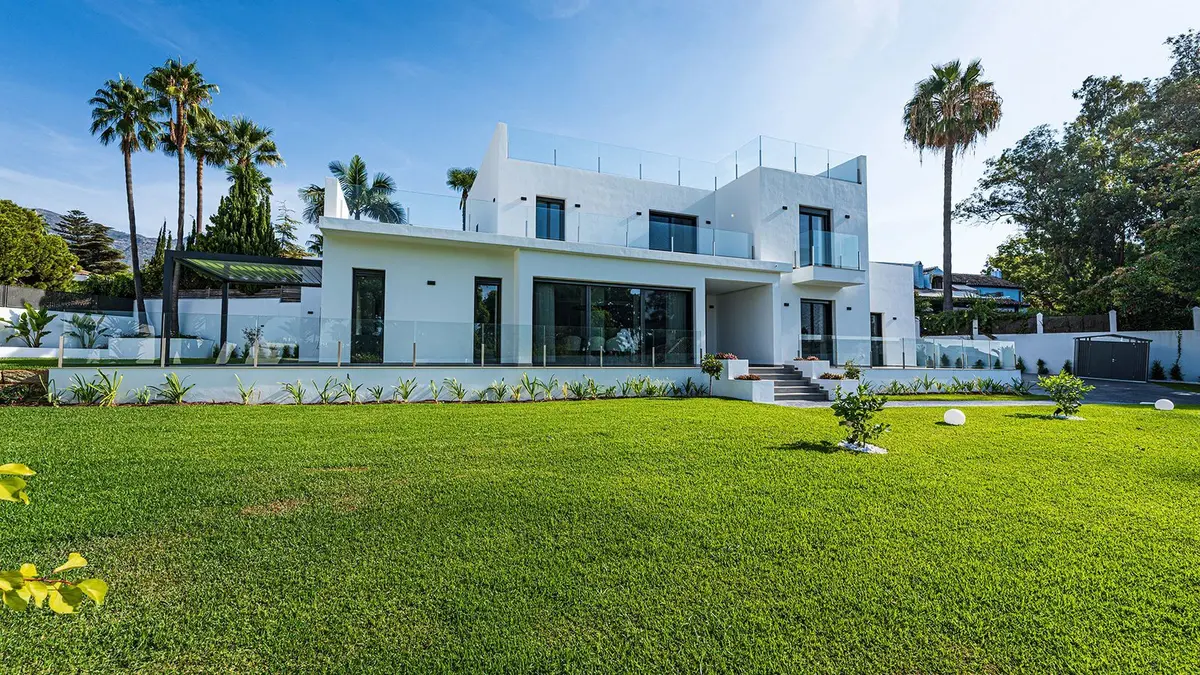 Detached Villa in Marbella