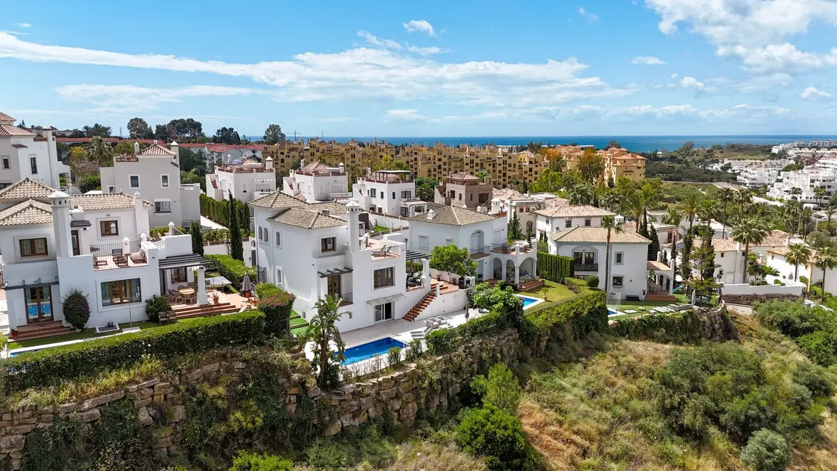 Detached Villa in Estepona