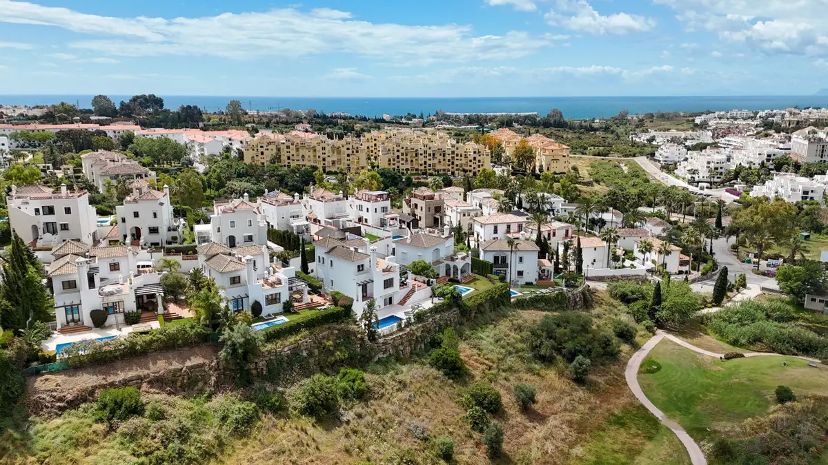 Detached Villa in Estepona