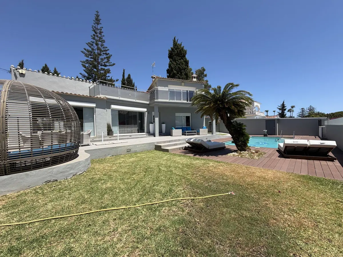 Detached Villa in Cabopino