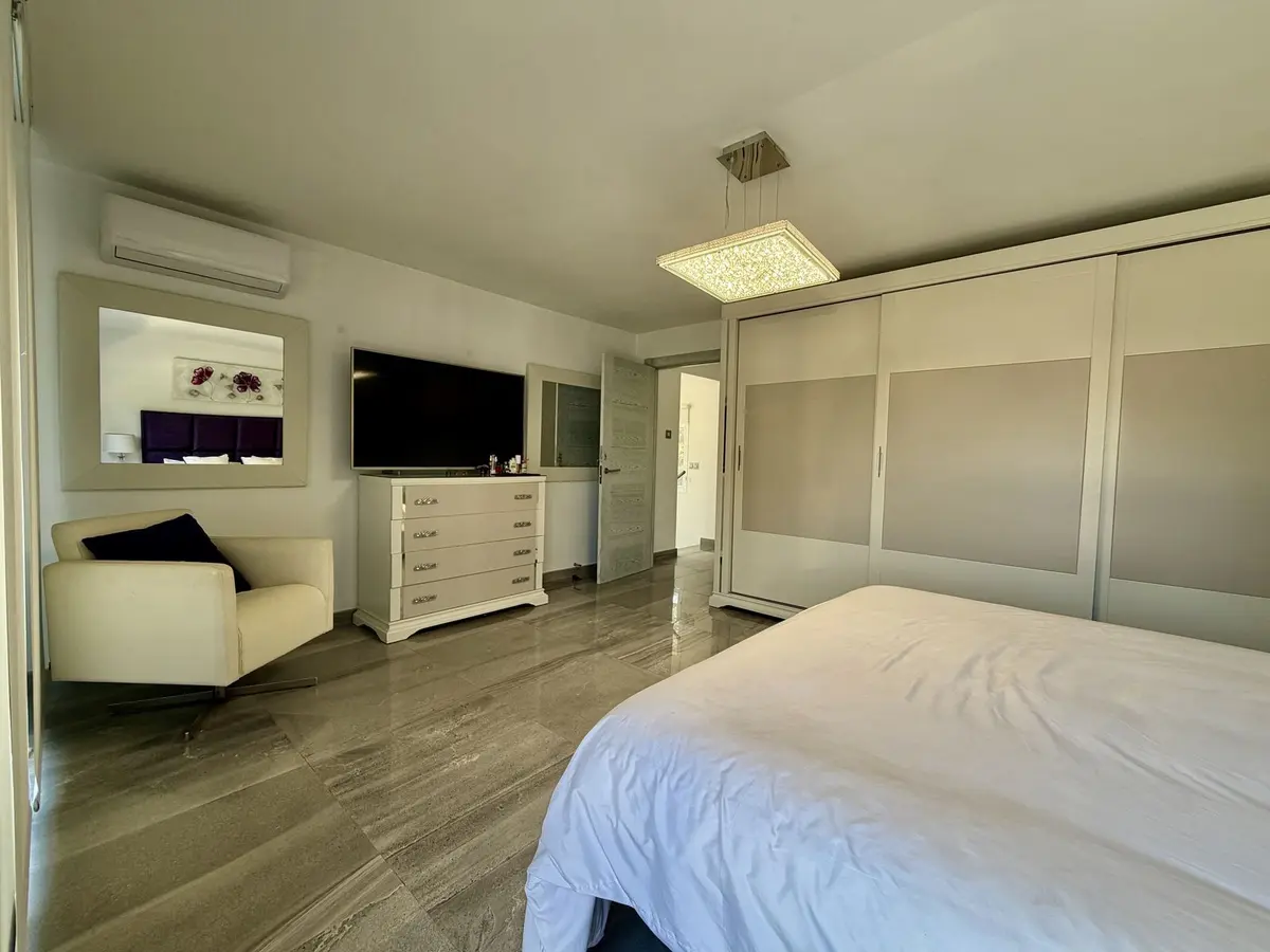Detached Villa in Cabopino
