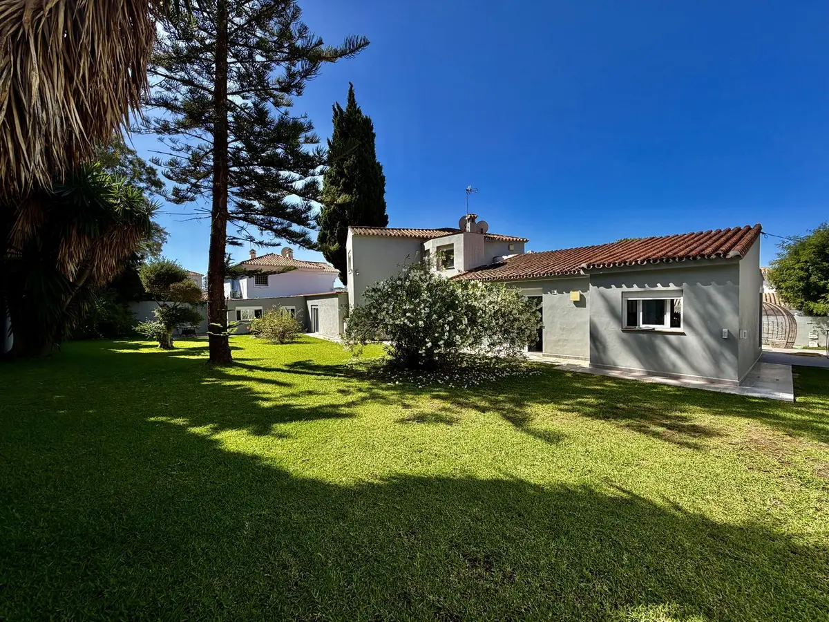 Detached Villa in Cabopino