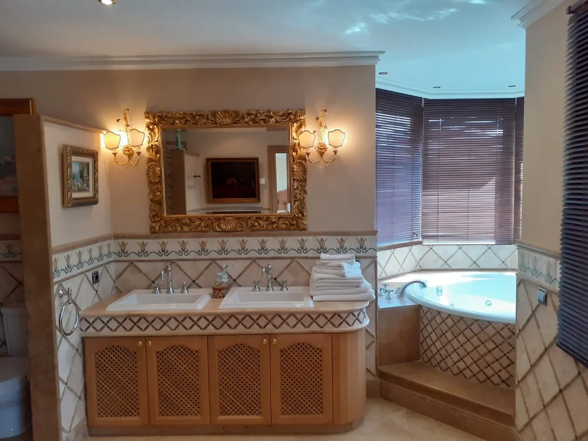 Detached Villa in Estepona