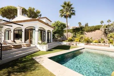 Detached Villa in Nueva Andalucía