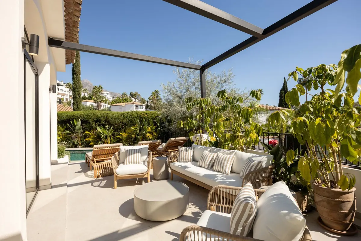 Detached Villa in Nueva Andalucía