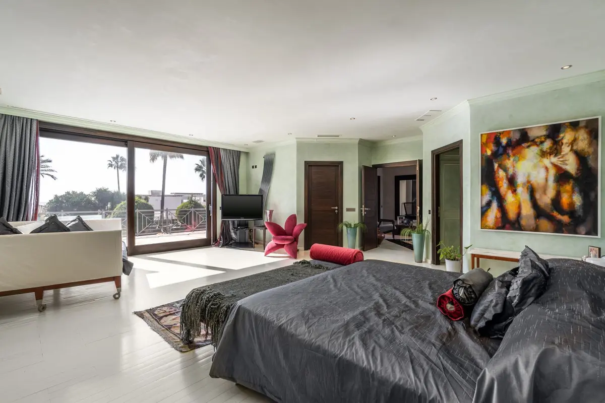 Detached Villa in Estepona