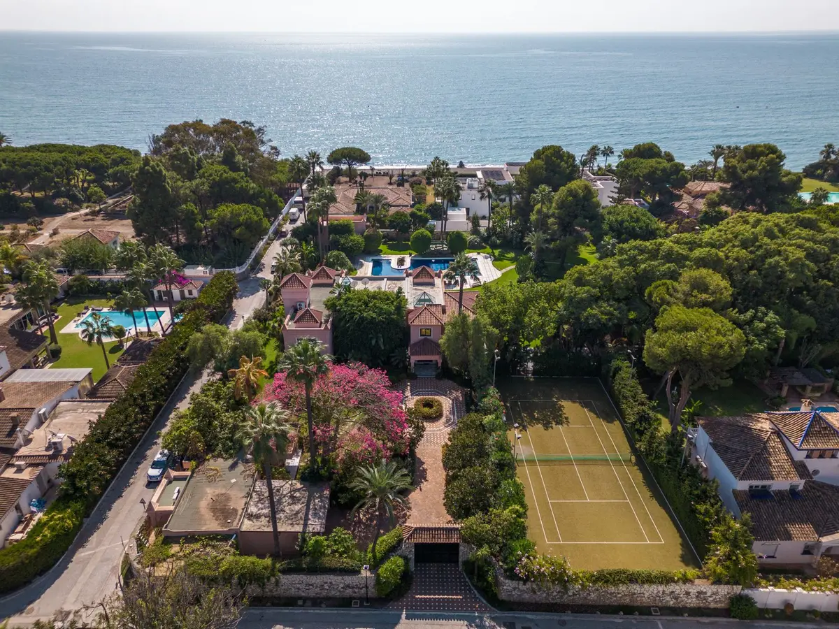 Detached Villa in Estepona