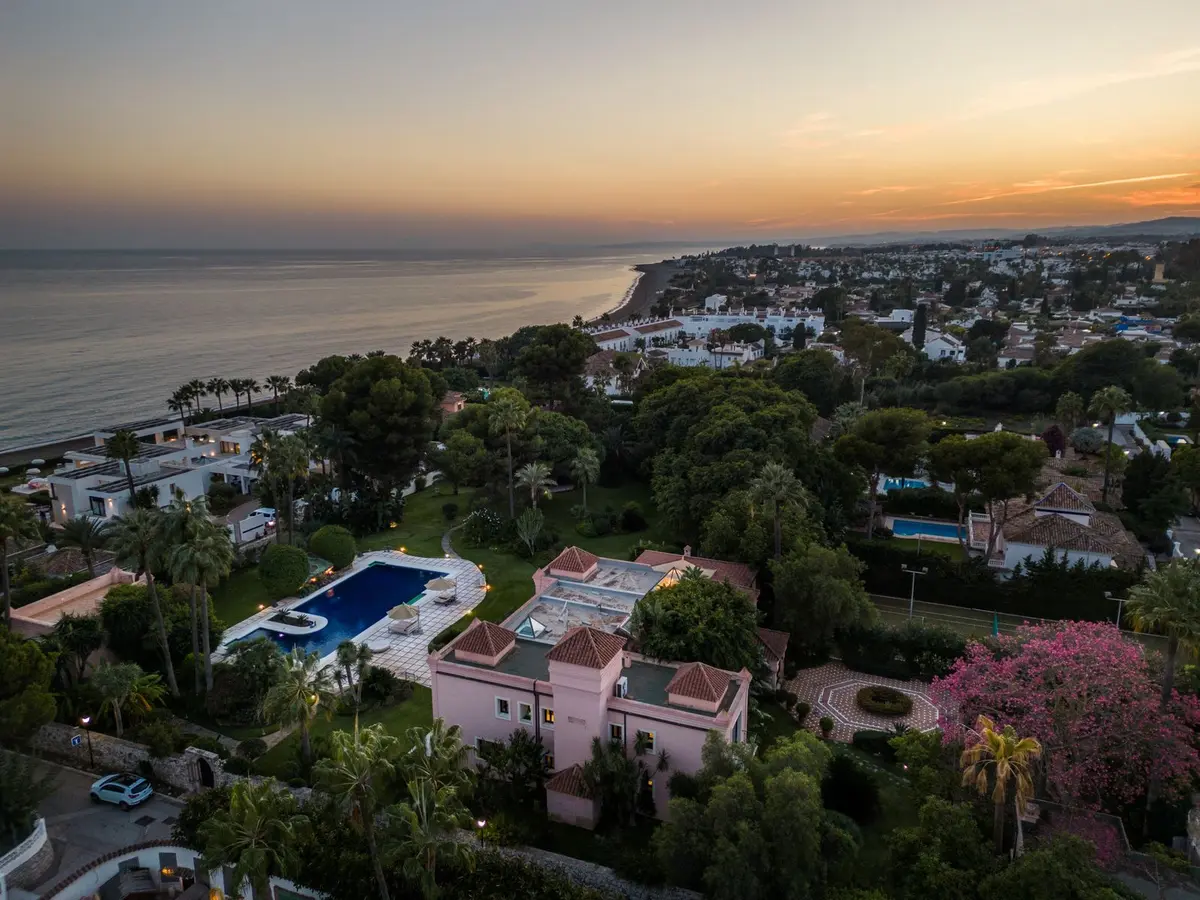 Detached Villa in Estepona