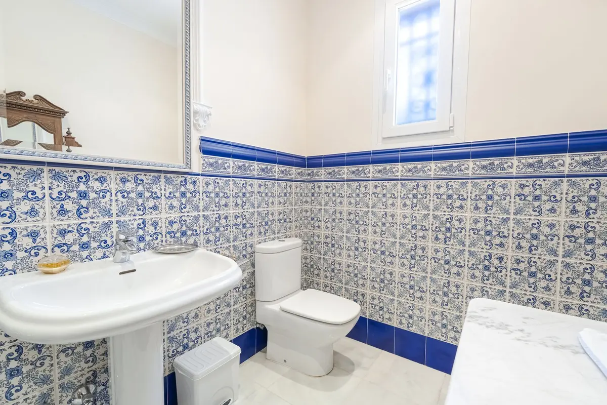 Detached Villa in El Paraiso