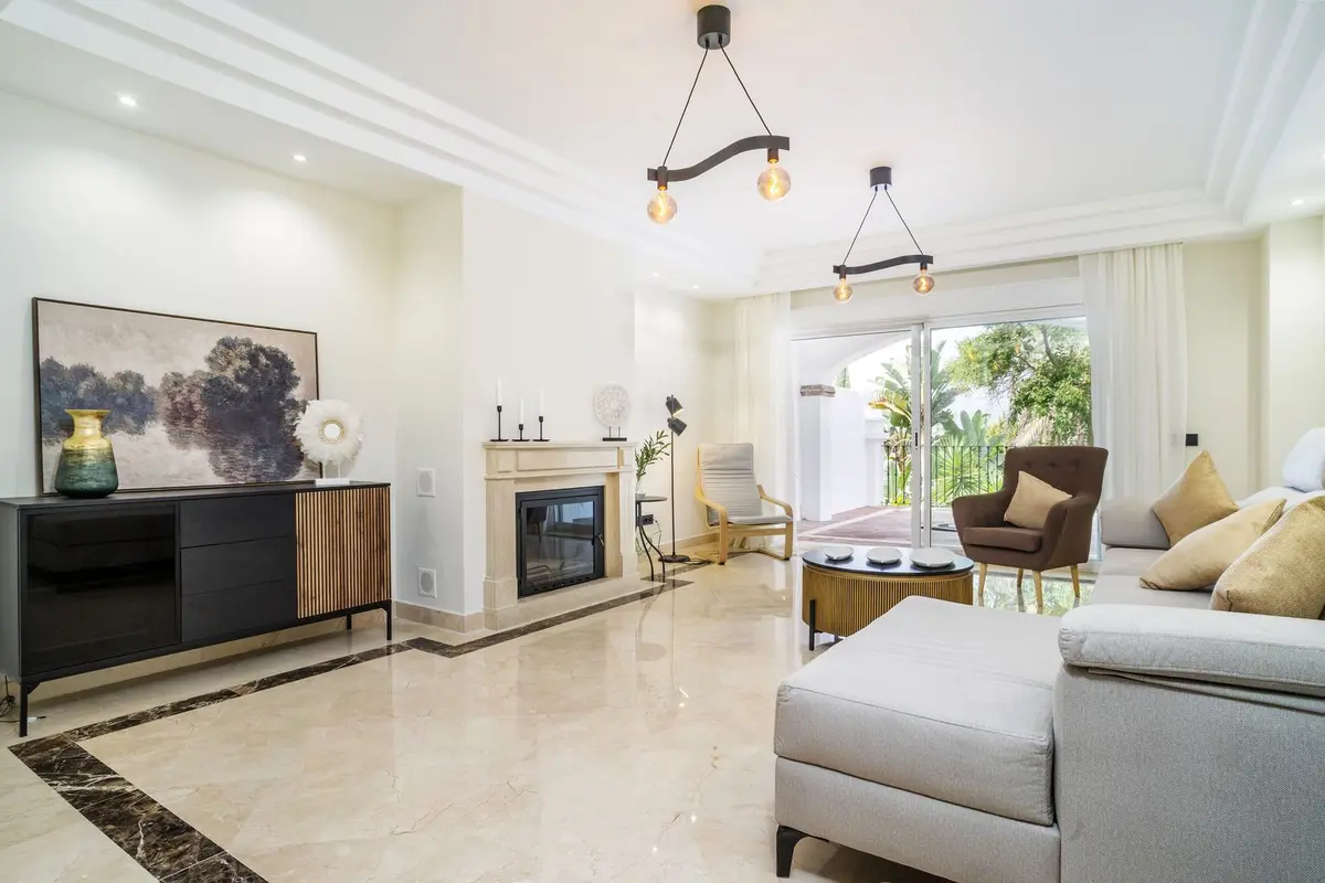 Middle Floor Apartment in Marbella